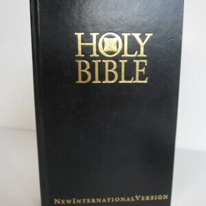 Bible Original NIV 1970s-80s Version w Footnotes Black HC Internat'l Bible Soc.